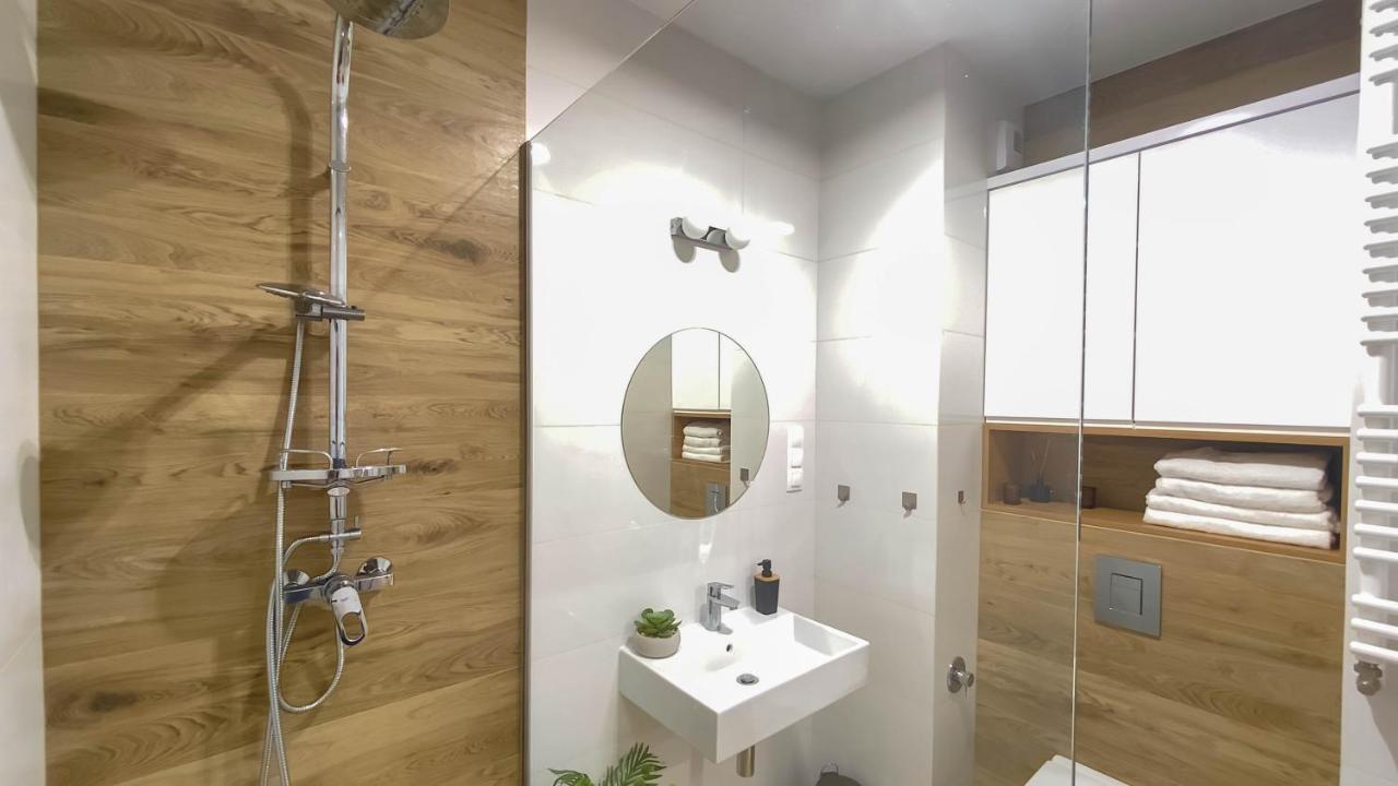 Apartament Naturalny-Lake Apartments, Osiedle Calamo Park-Olsztyn Όλστυν Εξωτερικό φωτογραφία